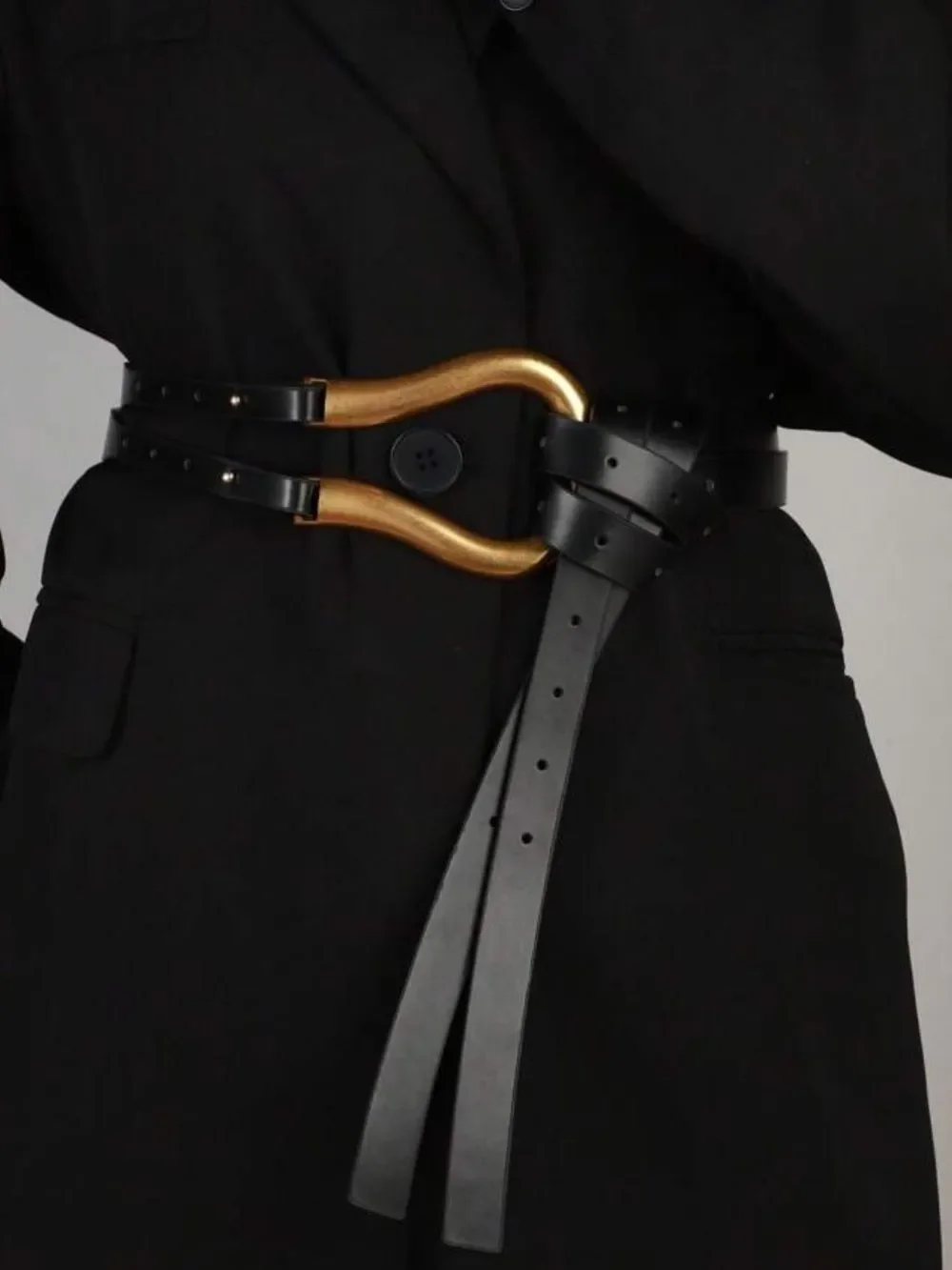 Gold buckle belt S1419